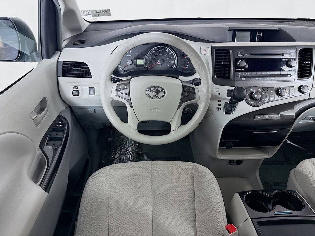 2011 Toyota Sienna LE