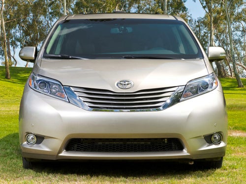 2015 Toyota Sienna XLE 8 Passenger