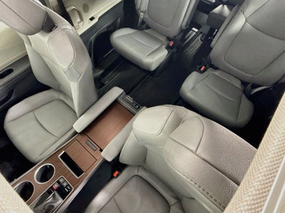 2023 Toyota Sienna XLE 7 Passenger
