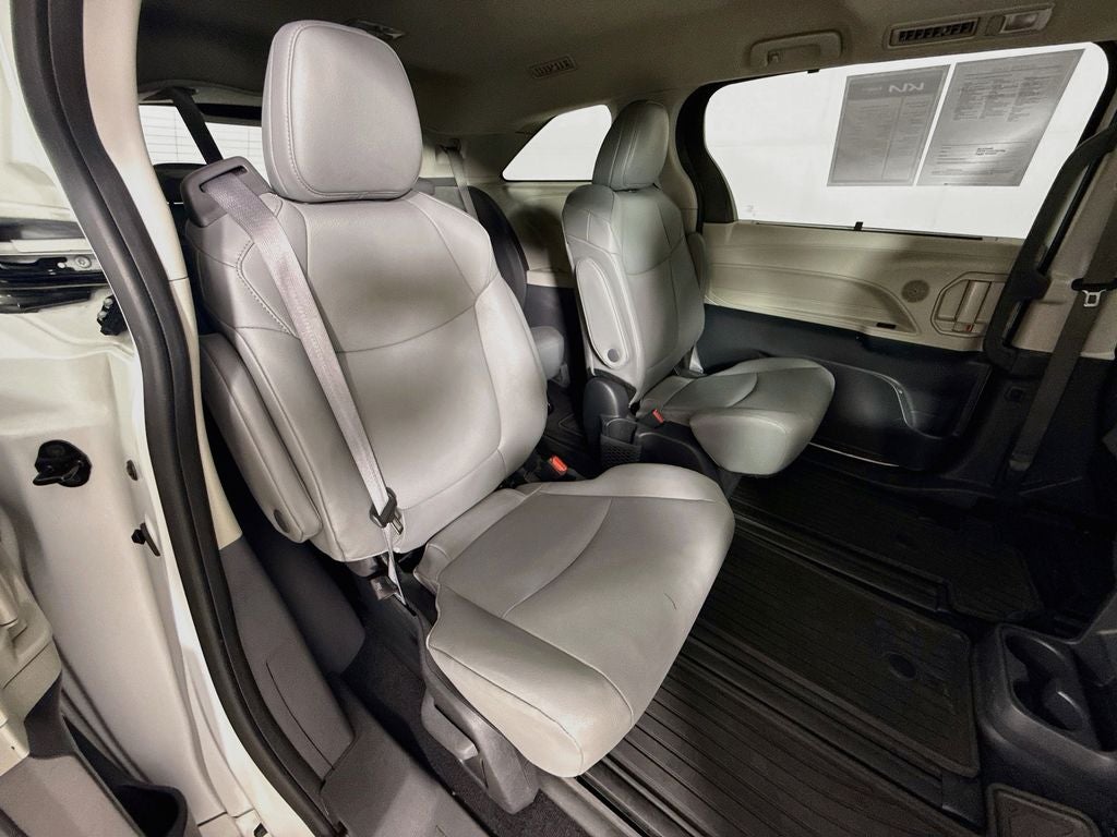 2023 Toyota Sienna XLE 7 Passenger