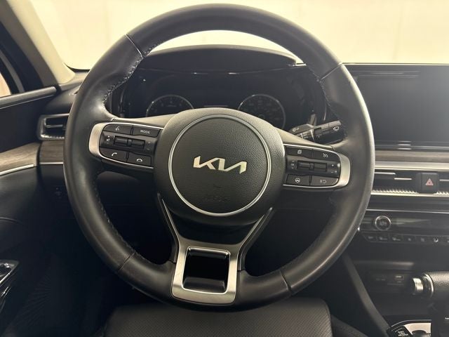 2022 Kia K5 EX