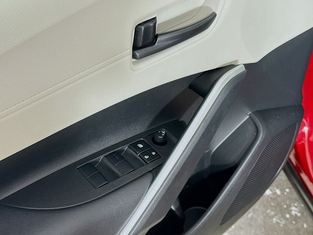 2022 Toyota Corolla Cross LE