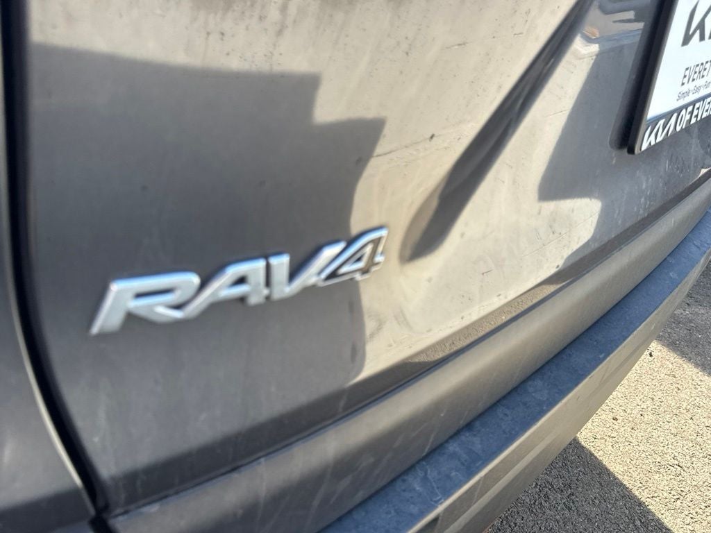 2021 Toyota RAV4 Hybrid XLE Premium