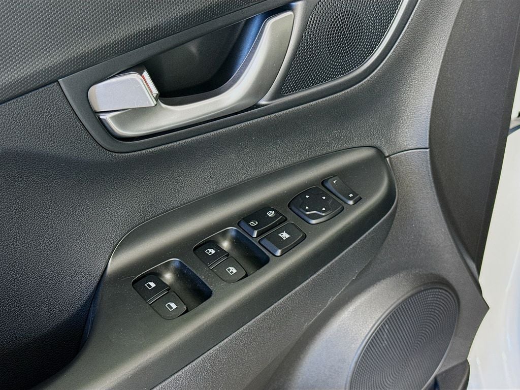 2023 Hyundai Kona Electric SE