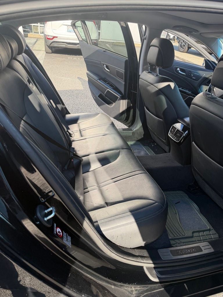 2016 Kia K900 Premium