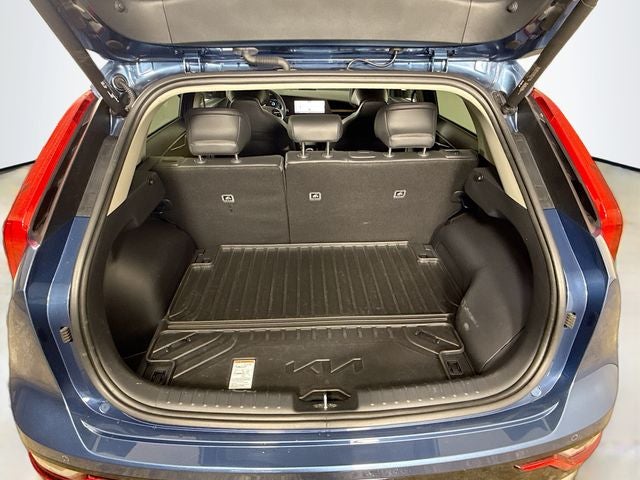 2023 Kia Niro Plug-In Hybrid SX