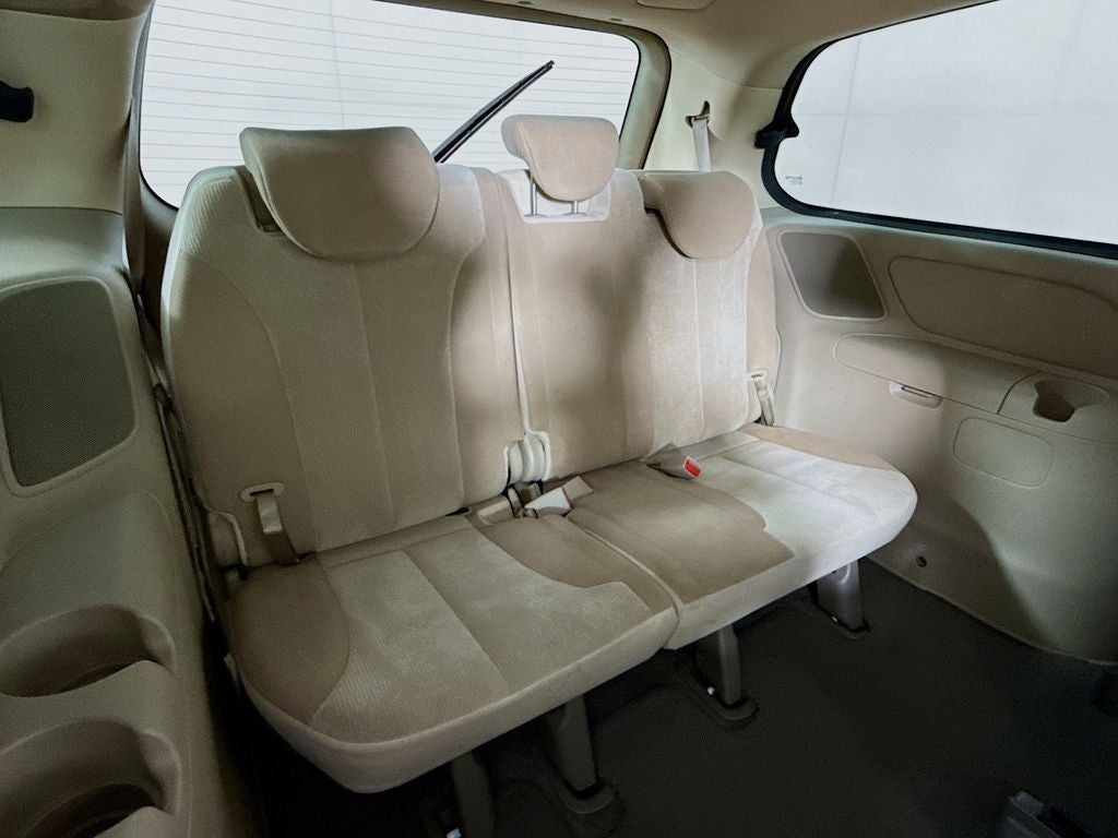 2014 Kia Sedona LX