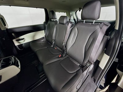 2024 Kia Carnival SX