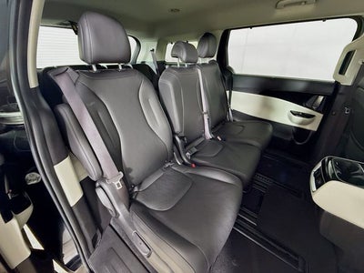 2024 Kia Carnival SX