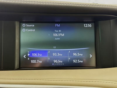 2018 INFINITI QX30 Premium