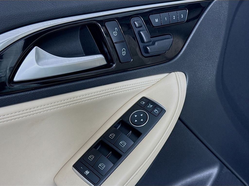 2018 INFINITI QX30 Premium