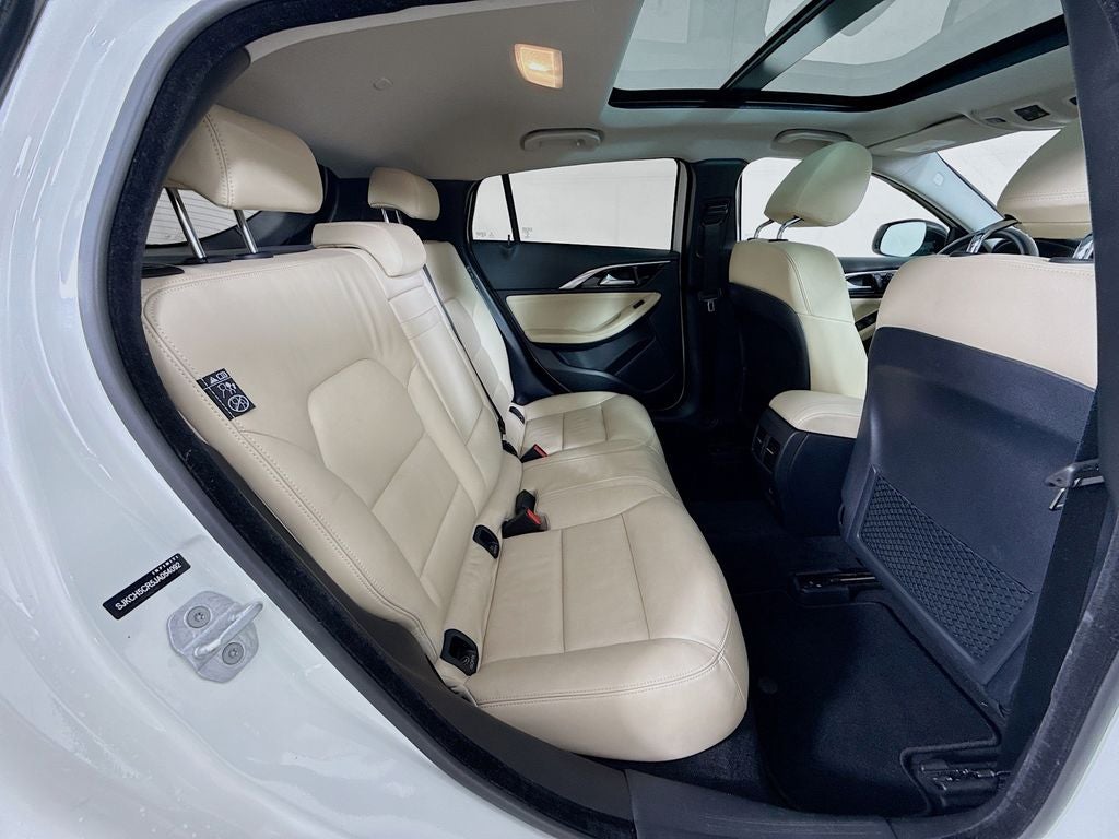 2018 INFINITI QX30 Premium