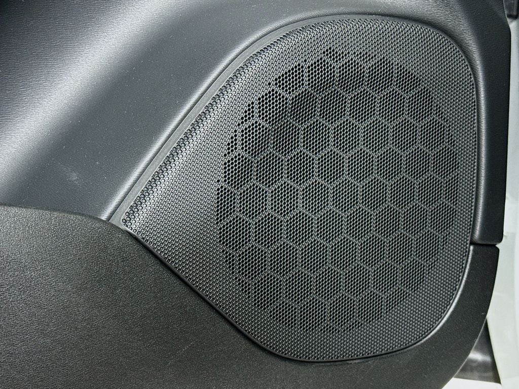 2025 Volvo XC90 B5 Core