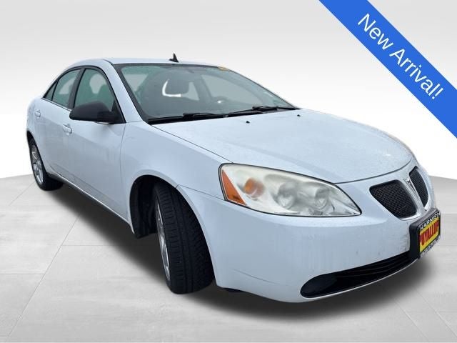 Voxcar PONTIAC G6 SEDAN in Pure (Summit White), SEATTLE
