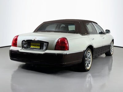 2007 Lincoln Town Car Signature