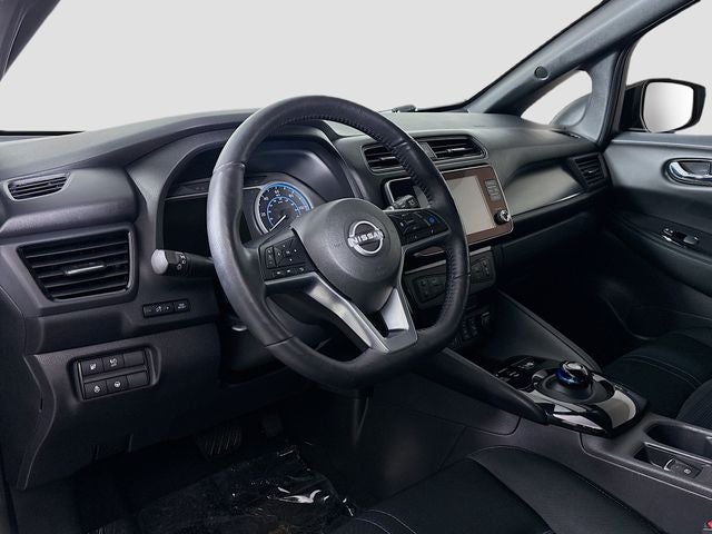 2023 Nissan Leaf SV Plus
