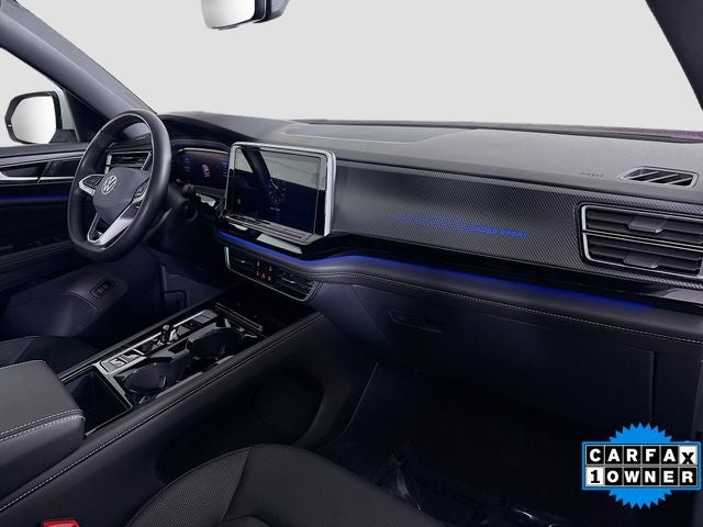 2024 Volkswagen Atlas Cross Sport 2.0T SEL R-Line