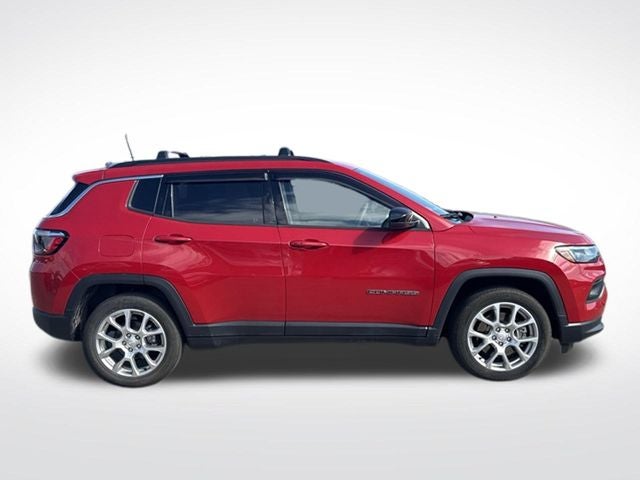 2023 Jeep Compass Latitude Lux