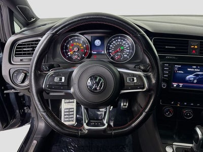 2017 Volkswagen Golf GTI SE