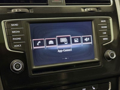 2017 Volkswagen Golf GTI SE