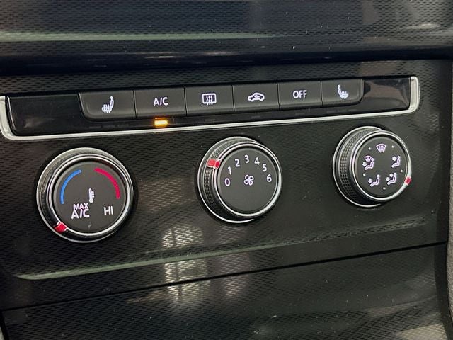 2017 Volkswagen Golf GTI SE