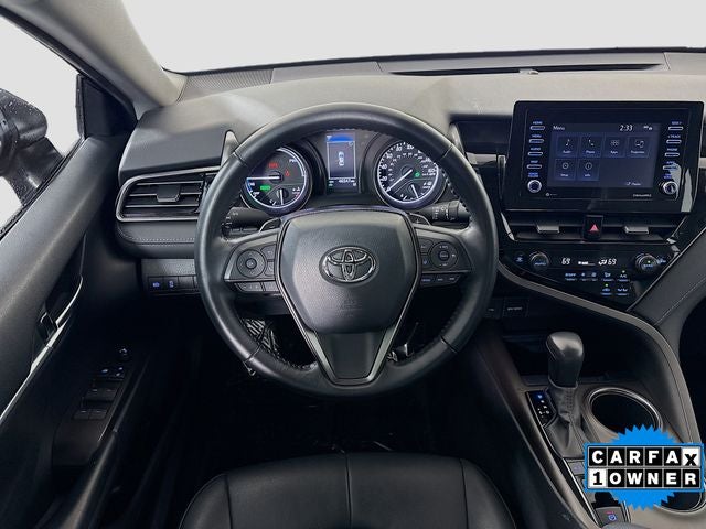 2022 Toyota Camry Hybrid SE
