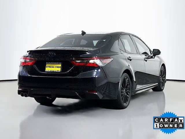 2022 Toyota Camry Hybrid SE
