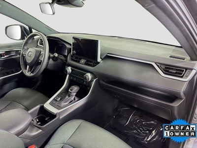 2024 Toyota RAV4 Hybrid SE