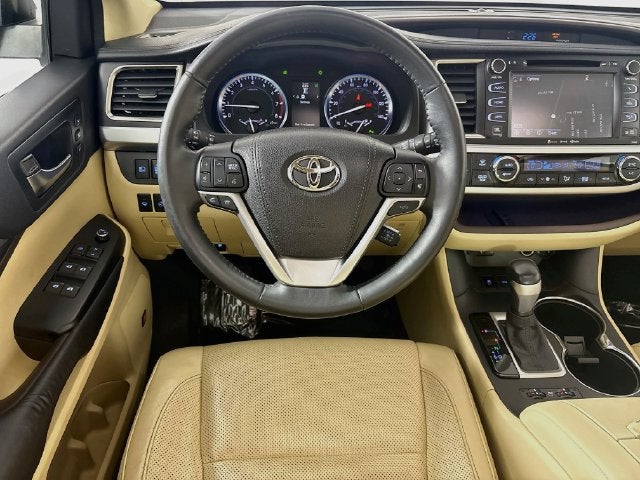 2016 Toyota Highlander Limited Platinum V6