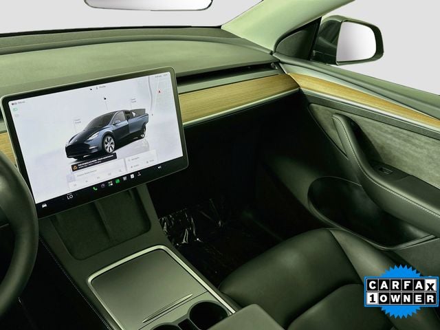 2024 Tesla Model Y Standard Range