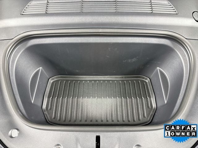 2024 Tesla Model Y Standard Range