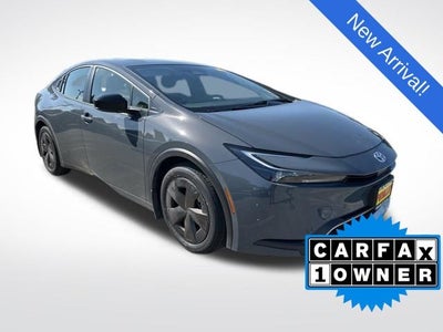 2025 Toyota Prius Plug-In Hybrid SE