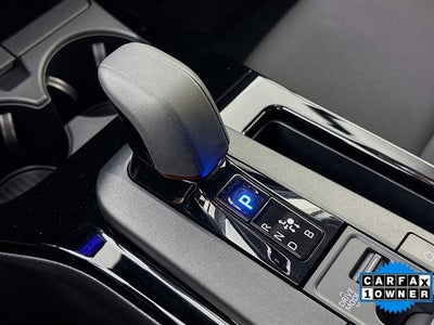 2025 Toyota Prius Plug-In Hybrid SE