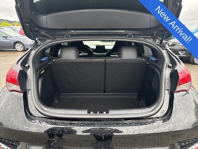 2022 Hyundai Veloster N Base