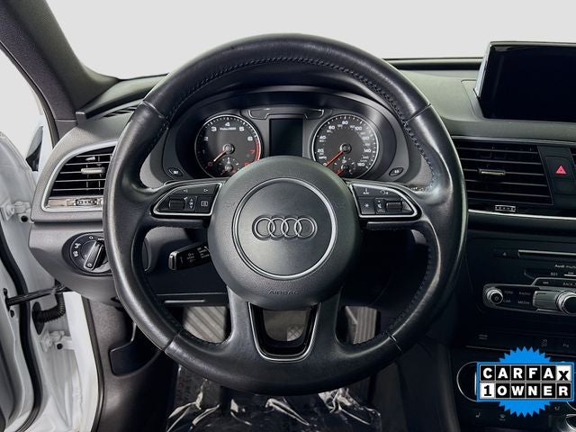 2016 Audi Q3 2.0T Prestige quattro