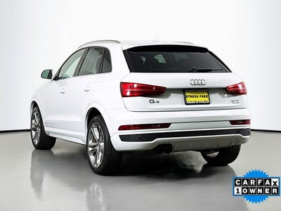 2016 Audi Q3 2.0T Prestige quattro