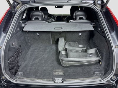 2019 Volvo XC60 T6 R-Design