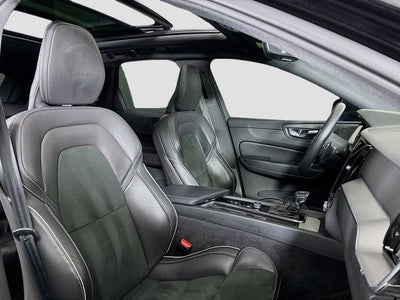 2019 Volvo XC60 T6 R-Design