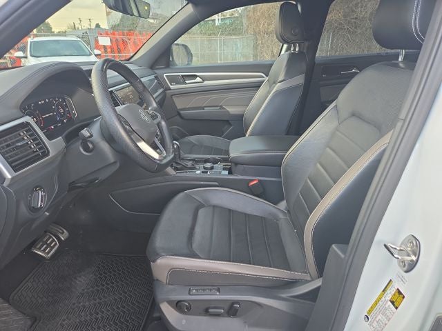 2022 Volkswagen Atlas Cross Sport 3.6L V6 SEL Premium R-Line