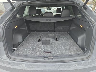 2023 Volkswagen Atlas Cross Sport 3.6L V6 SEL Premium R-Line