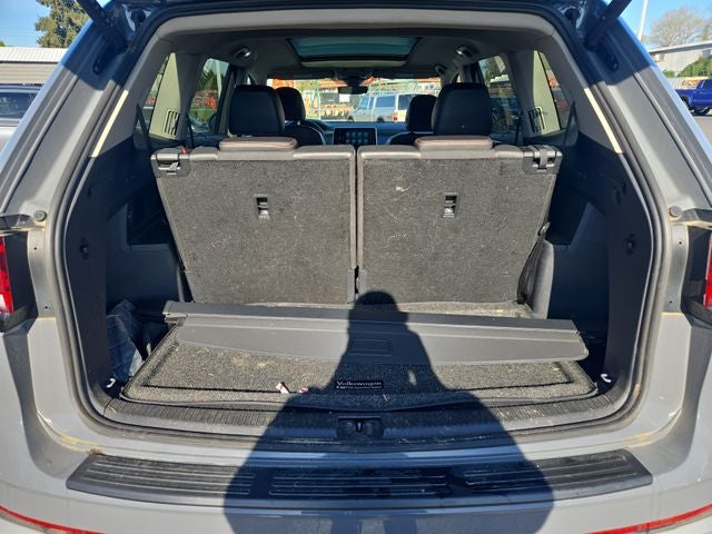 2024 Volkswagen Atlas 2.0T Peak Edition SEL