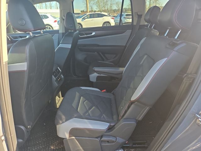 2024 Volkswagen Atlas 2.0T Peak Edition SEL