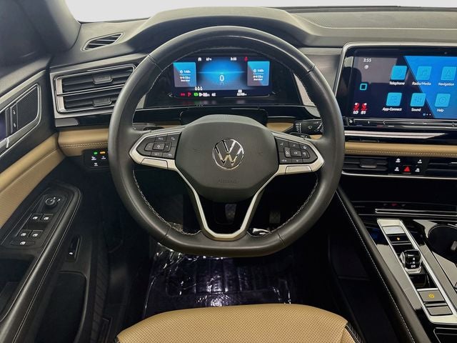 2024 Volkswagen Atlas Cross Sport 2.0T SE w/Technology