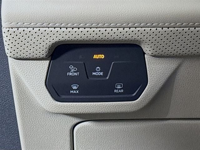 2024 Volkswagen Atlas 2.0T SE