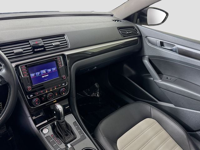 2018 Volkswagen Passat 3.6L V6 GT