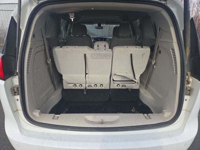 2018 Chrysler Pacifica Hybrid Touring L