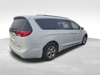 2018 Chrysler Pacifica Hybrid Touring L