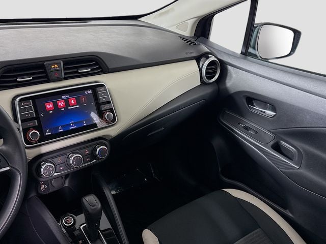 2022 Nissan Versa 1.6 SV