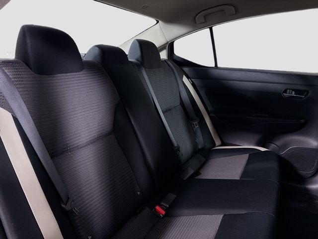 2022 Nissan Versa 1.6 SV