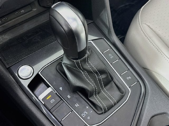 2021 Volkswagen Tiguan 2.0T SE R-Line Black